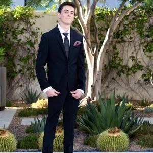 Meet your Posher, Liz